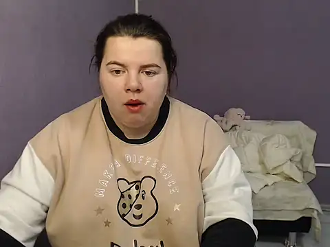 Snapshot of so_shy chatting on October 18, 6:59 am so shy online show from October 18, 6:59 am