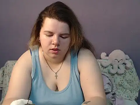 Snapshot of so_shy chatting on November 28, 7:41 am so shy online show from November 28, 7:41 am