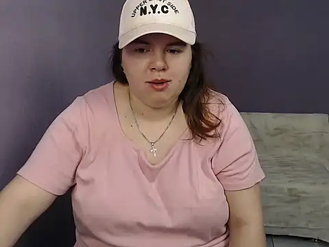 Snapshot of so_shy chatting on September 10, 7:07 am so shy online show from September 10, 7:07 am