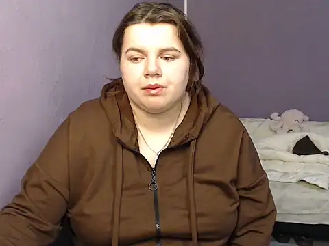 Snapshot of so_shy chatting on October 25, 6:23 am so shy online show from October 25, 6:23 am