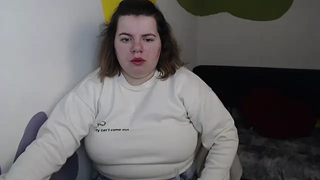 so shy online show from March 29, 6:15 am