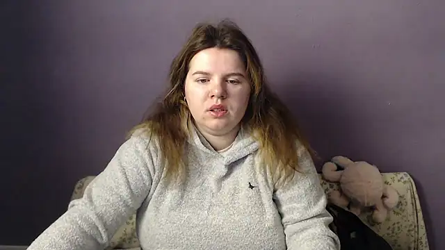 so shy online show from January 11, 7:15 am