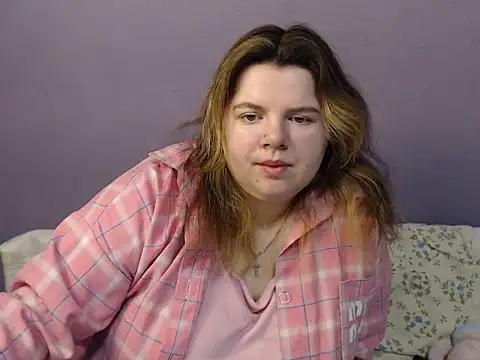 Snapshot of so_shy chatting on November 15, 7:12 am so shy online show from November 15, 7:12 am