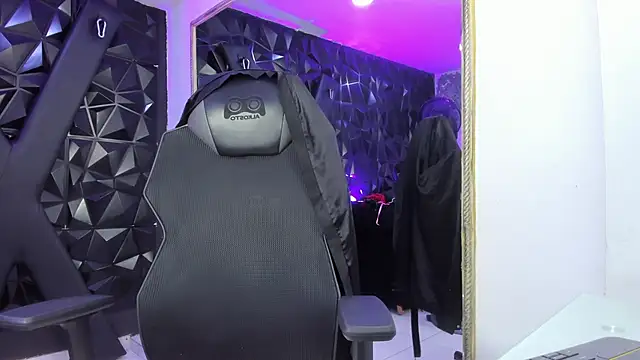 DarlingBDSM  online show from March 21, 2:54 pm