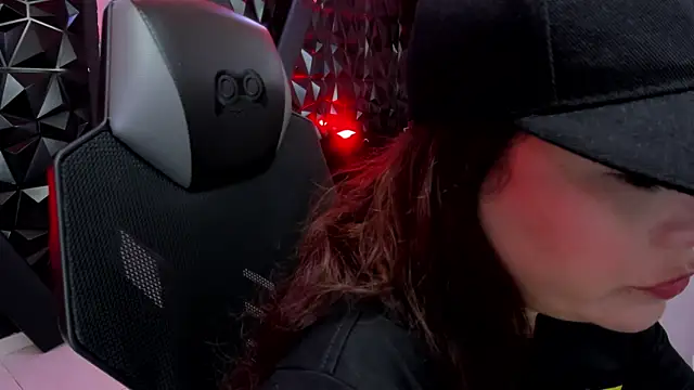 DarlingBDSM  online show from May 11, 1:23 pm