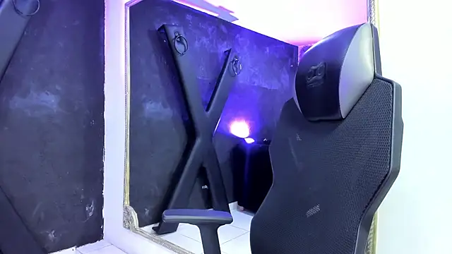 DarlingBDSM  online show from February 7, 2:14 pm