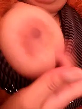 carmelasexy online show from January 11, 1:40 pm