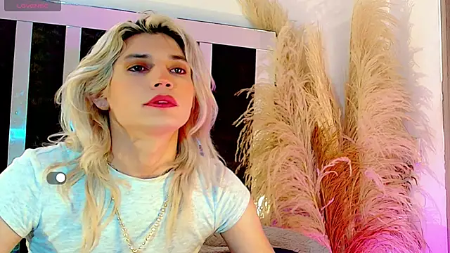 honey skin online show from April 16, 9:39 pm