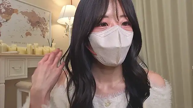 Snapshot of JP-ERENA chatting on March 8, 8:06 am JP-ERENA online show from March 8, 8:06 am