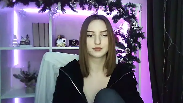 X Alisa online show from January 6, 7:45 pm