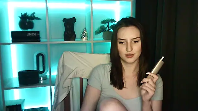 Snapshot of X_Alisa chatting on May 7, 6:33 pm X Alisa online show from May 7, 6:33 pm