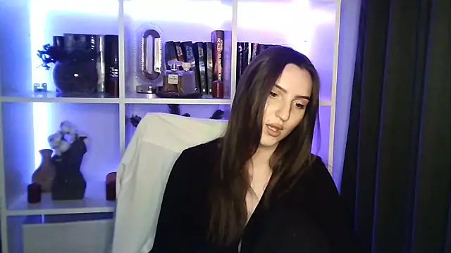 X Alisa online show from April 8, 6:20 pm