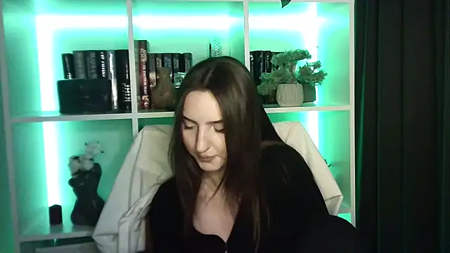 X Alisa online show from March 3, 7:32 pm