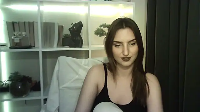 X Alisa online show from November 8, 6:33 pm