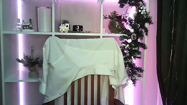 X Alisa online show from January 3, 7:39 pm