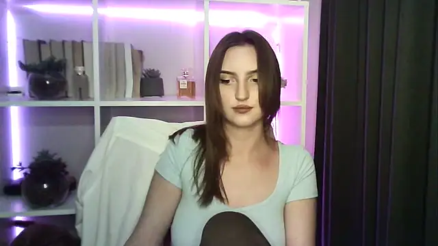 X Alisa online show from September 21, 6:46 pm