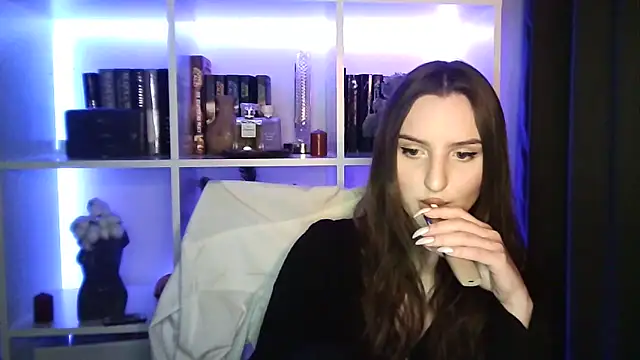 X Alisa online show from February 22, 7:26 pm