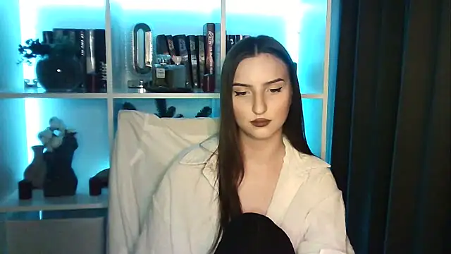 X Alisa online show from March 28, 7:26 pm