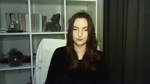 X Alisa online show from November 3, 7:28 pm