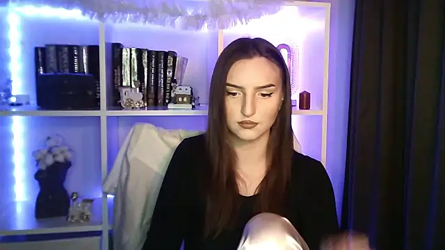 X Alisa online show from January 8, 7:20 pm