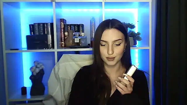 X Alisa online show from March 7, 7:19 pm