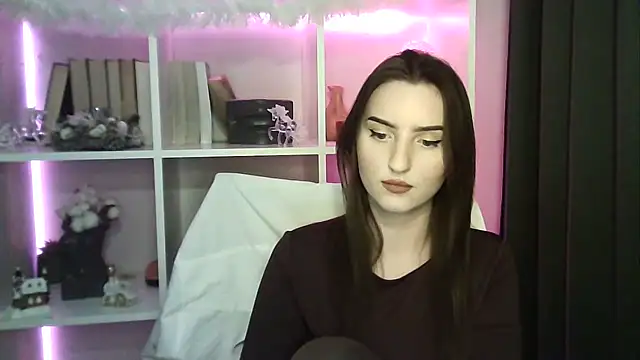 X Alisa online show from December 17, 7:19 pm