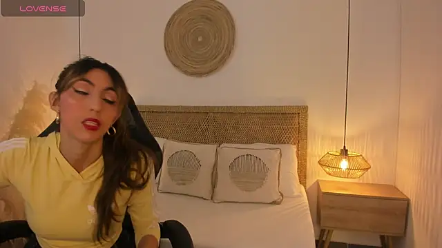 candy summer28 online show from January 7, 12:21 pm