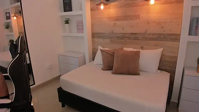 candy summer28 online show from December 16, 7:29 pm