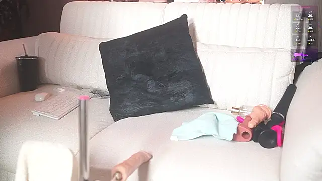 katlyn martins online show from February 26, 6:19 pm