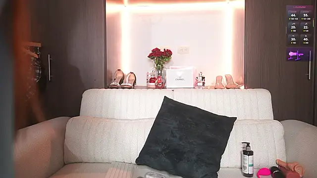 katlyn martins online show from February 4, 5:19 pm