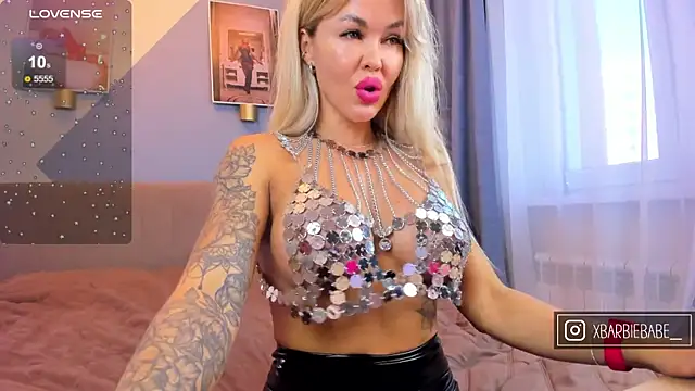 XBarbieBabeX online show from May 14, 7:49 am