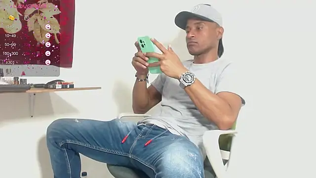 maik  alen online show from November 27, 1:44 pm