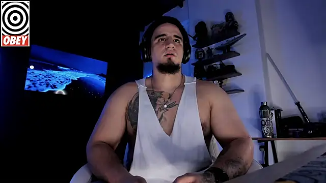 kingbear777 online show from September 27, 9:26 am