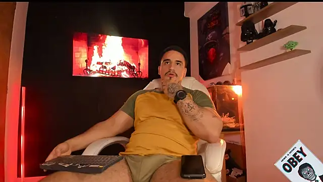 kingbear777 online show from September 10, 1:59 am