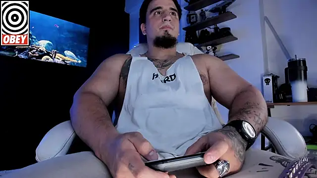 kingbear777 online show from September 28, 5:03 am