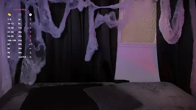 Snapshot of AramJoness chatting on October 25, 6:52 pm AramJoness online show from October 25, 6:52 pm