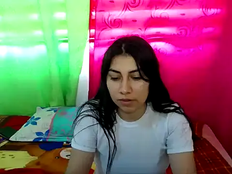  katerin love1 online show from December 20, 6:44 pm