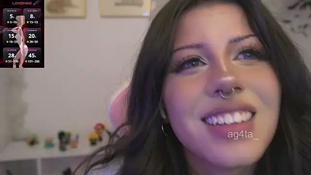 Snapshot of Ag4ta_ chatting on November 27, 1:06 am Ag4ta online show from November 27, 1:06 am