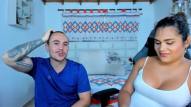 xxx sweet couple  online show from March 5, 8:32 am