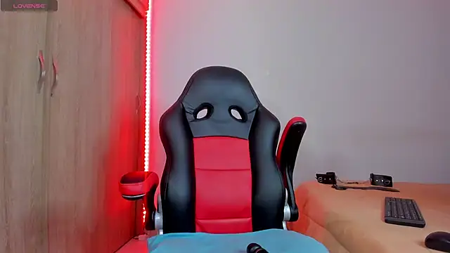 barbiee ebony online show from April 22, 8:10 am