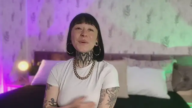 Scolw online show from October 27, 8:10 pm