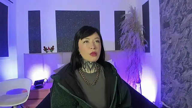 Scolw online show from December 3, 12:04 pm