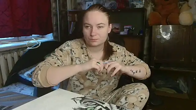 ElenaMaeer online show from December 5, 8:49 am