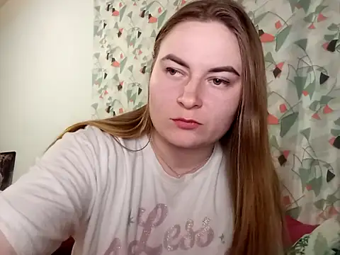 ElenaMaeer online show from February 10, 5:56 pm