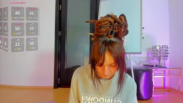 1Munique online show from February 19, 8:33 am