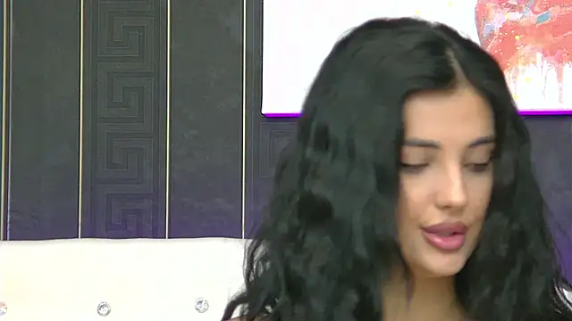 SophiaVilner online show from September 30, 6:25 pm