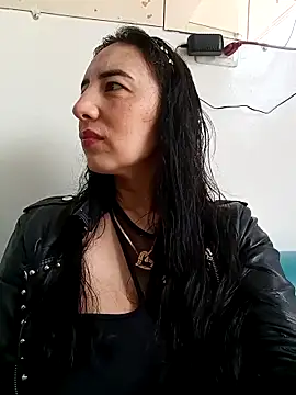 christine-x online show from April 19, 4:08 pm