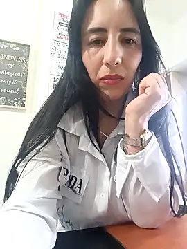 Snapshot of christine-x chatting on March 15, 12:36 am christine-x online show from March 15, 12:36 am