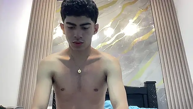 WildLogan online show from March 3, 7:43 pm