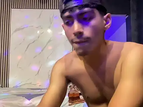WildLogan online show from May 27, 8:16 pm